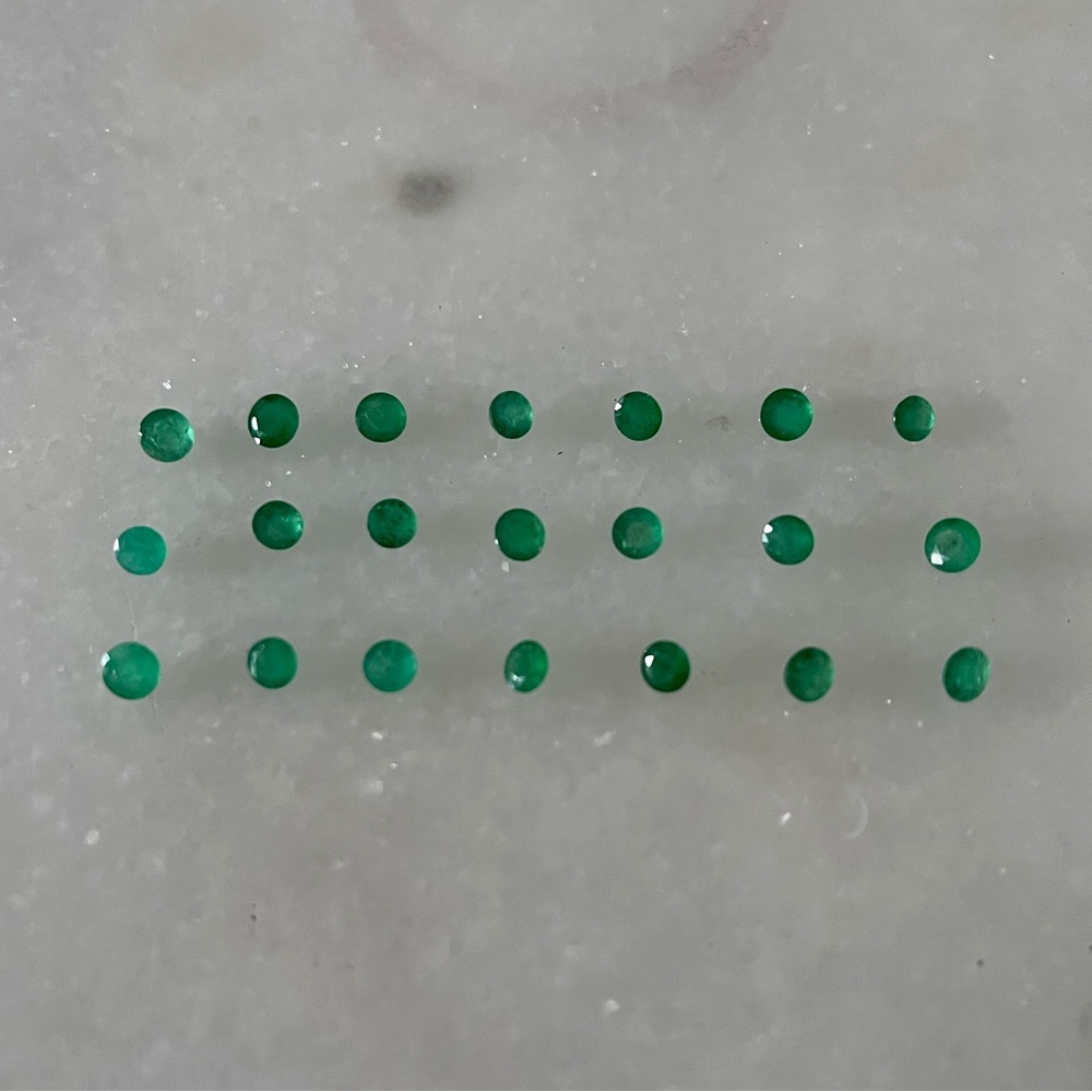 21 total natural round cut emerald precious gem stones